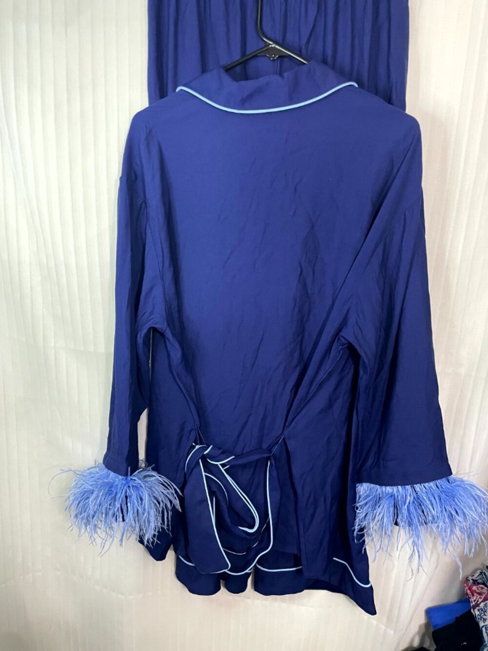 Luxury Feather Trim Pajama Set Women's Medium Blue Viscose Ostrich Feather - Picture 8 of 14